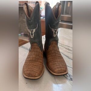 YOUTH TWISTED X TOP HAND WESTERN  BOOTS UNISEX  Size 13M